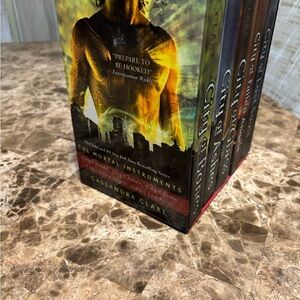 The Mortal Instruments Book Set